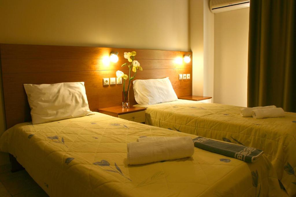 Rea Hotel Paralía Extérieur photo