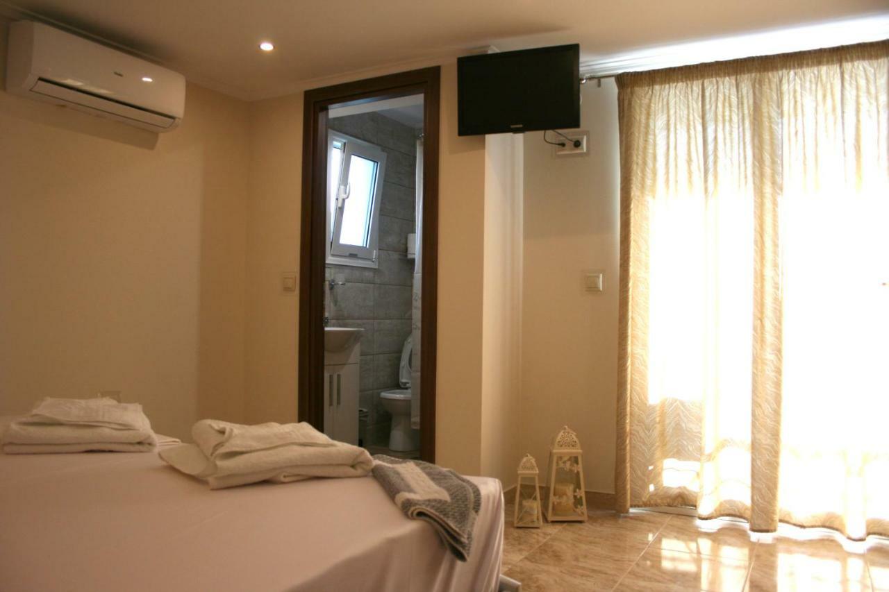 Rea Hotel Paralía Extérieur photo